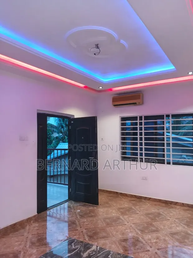 1 Bedroom Room & Parlour for Rent, Bernard Agency, CP - 1