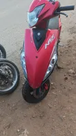 Suzuki EN125-2A 2011 Red - 2