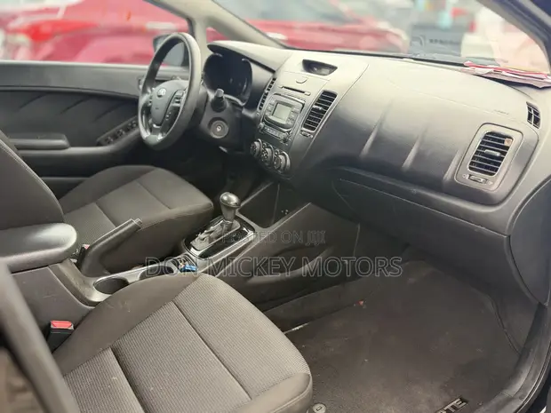2017 Kia Forte EX Sedan - Black - 1