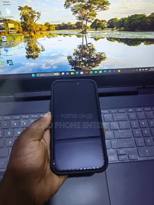 Apple iPhone XR 64GB Black (Foreign Used)