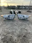 Toyota Highlander 2010-12 Headlight Pair - 4