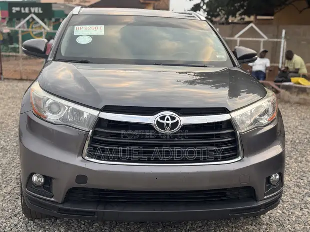 Toyota Highlander 2016 Gray - 1