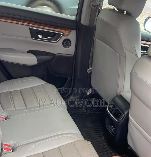 Honda CR-V Touring AWD 2018 Red - 1