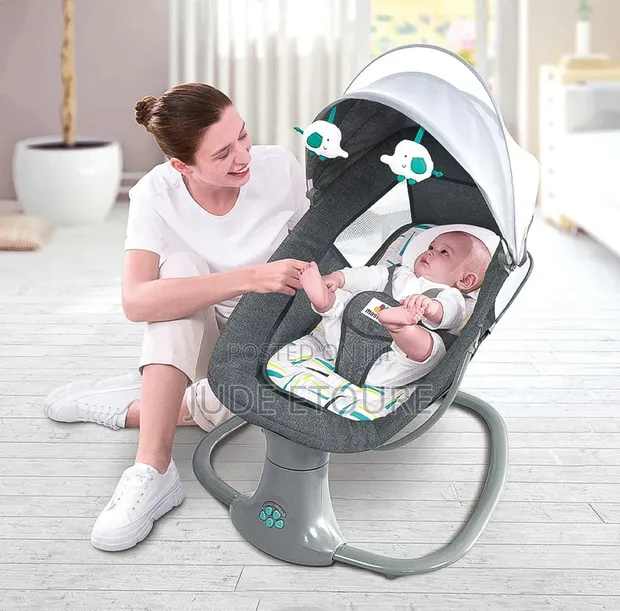 Mastela 3-in-1 Deluxe Bassinet - 1