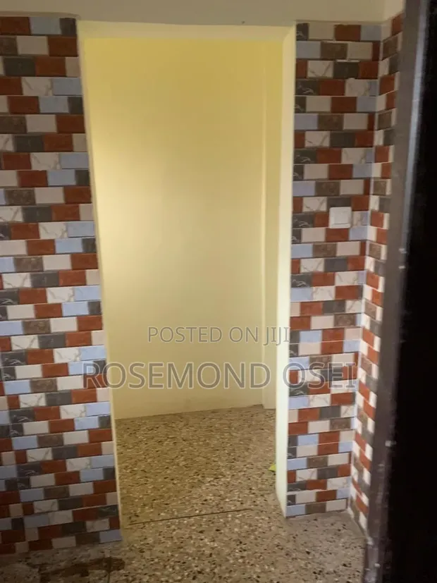 1-Bedroom Apartment for Rent in Adenta, Barrier - 1
