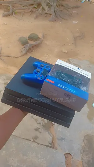 Jailbroken PS4 Pro with 14 Games