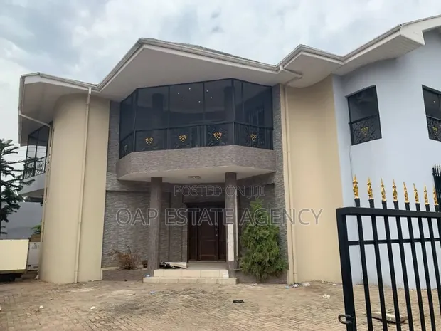4 Bedroom Executive House for Rent in Cantonments - 1