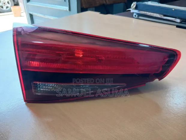 Hyundai Tucson Tail Light (Used) - 1
