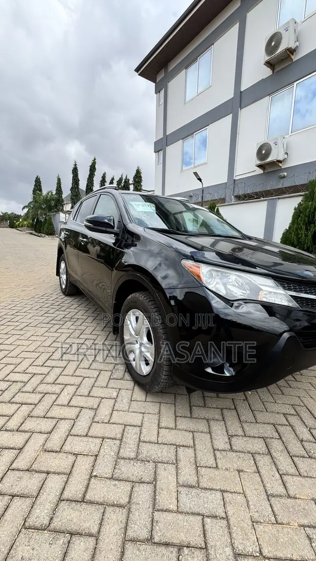 2015 Toyota RAV4 XLE 4dr SUV - 1