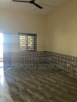 1 Bedroom Room & Parlour for Rent in Oduman, Manhean