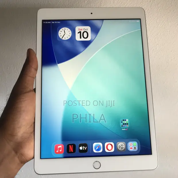 Apple iPad 10.2 (2020) Wi-Fi 32GB Silver - UK Used - 1