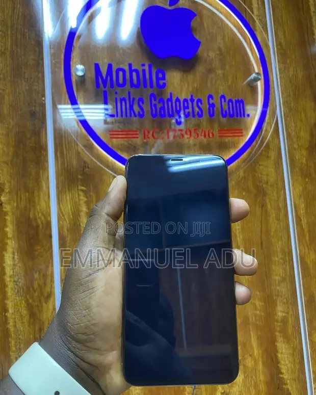Apple iPhone XS Max 256GB Gold - 1