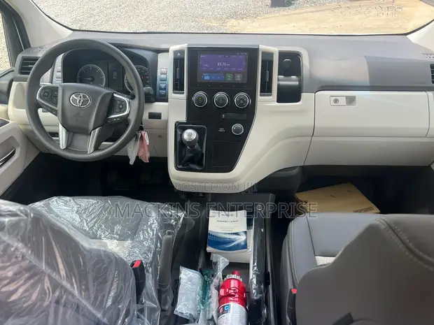 New Toyota GranAce 2024 White - 1