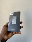New Samsung Galaxy S24 256GB Graphite - 3