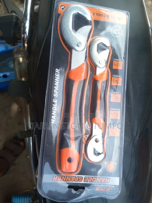 Uniteds Universal Handle Spanner Set (2 Pieces) - 1