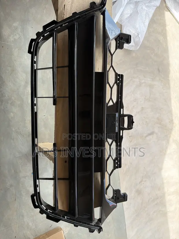 Honda Accord Grille (2018-2021) - 1