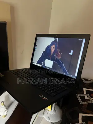 Lenovo G500 Laptop - AMD A8, 8GB RAM, 750GB HDD