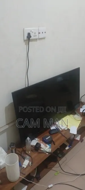 Nasco 42" LED TV