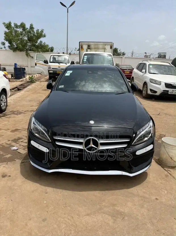 2016 Mercedes-Benz C300 Luxury 4Matic Sedan - 1