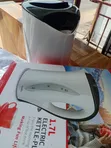 Modern 1.7L Electric Kettle - White - 2