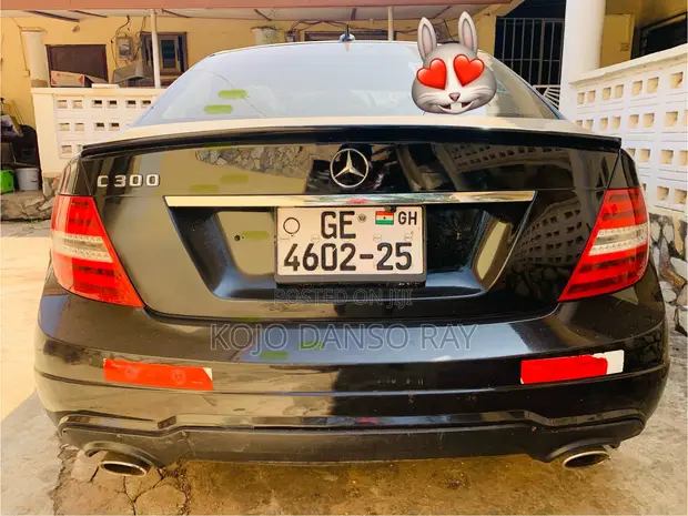 Mercedes-Benz C300 2009 Black - 1