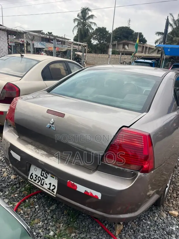Mitsubishi Galant 2009 Gray - 1