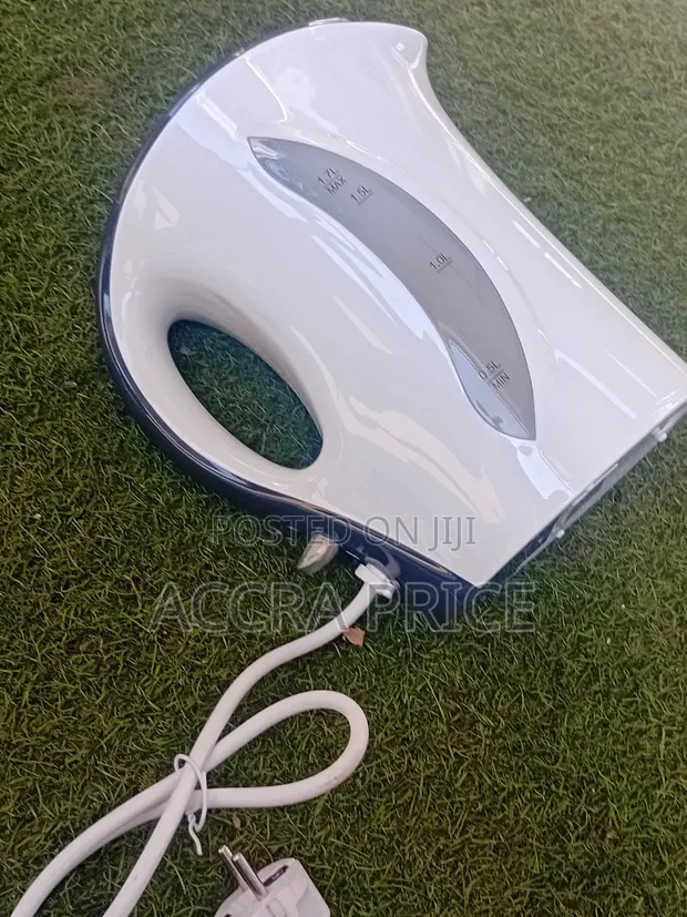 Decakila 1.7L Lightweight Plastic Kettle - 1