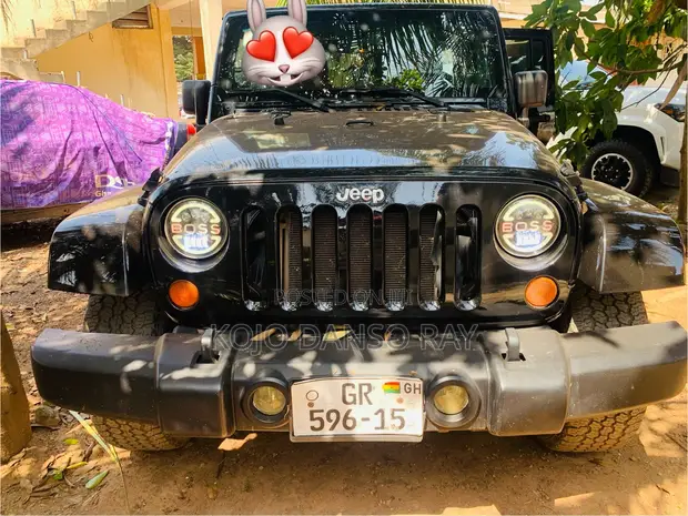 Jeep Wrangler Sahara 2010 Black - 1