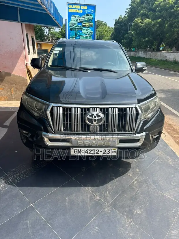 Toyota Land Cruiser Prado 2014 Black - 1