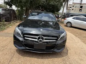 Mercedes-Benz C300 Luxury 4matic Sedan AWD 2017 Black
