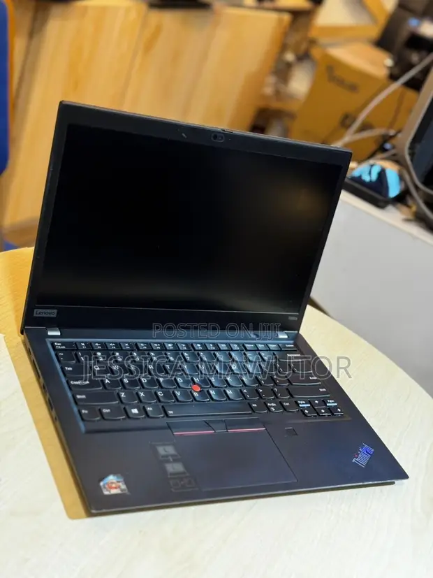Lenovo ThinkPad T495s Laptop - 16GB RAM, 256GB SSD - 1