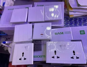 Genesis Saise 30-Year Warranty Socket and Switches