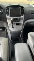 Hyundai Starex 2017 Black - 3