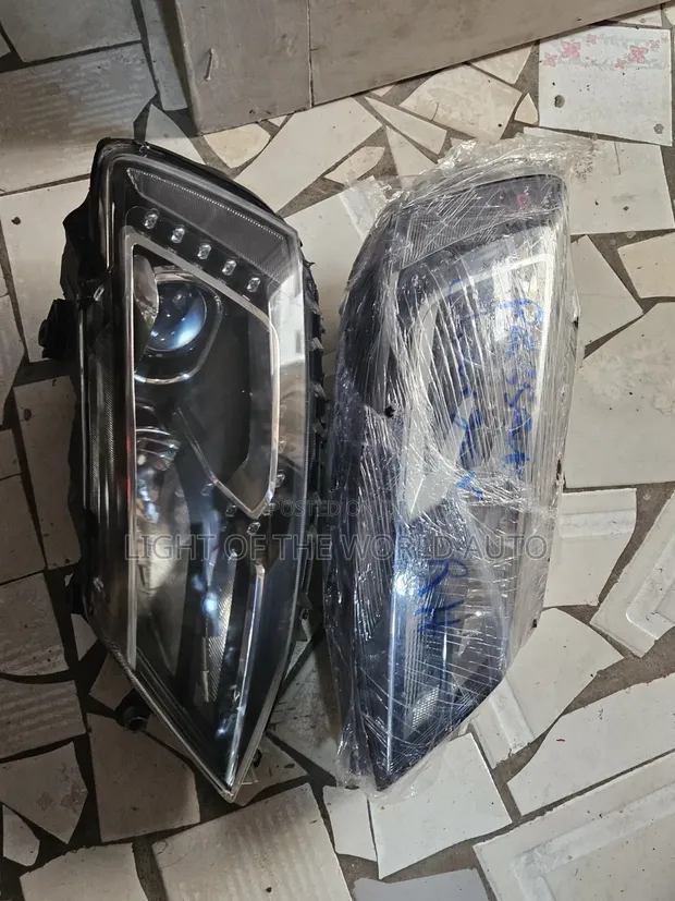 VW Jetta LED Headlight (Used) - 1