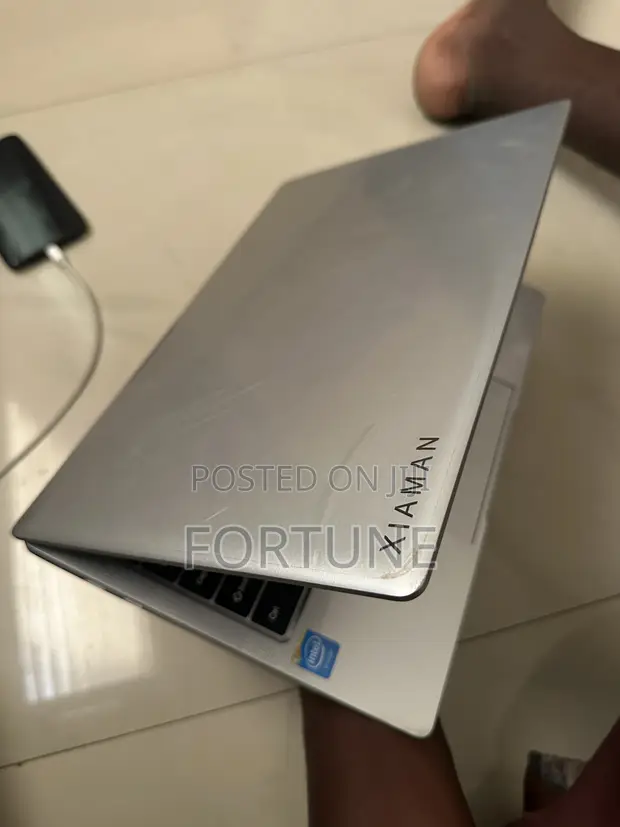 New Nextbook Laptop 12GB RAM, Intel Core i7, 256GB SSD - 1