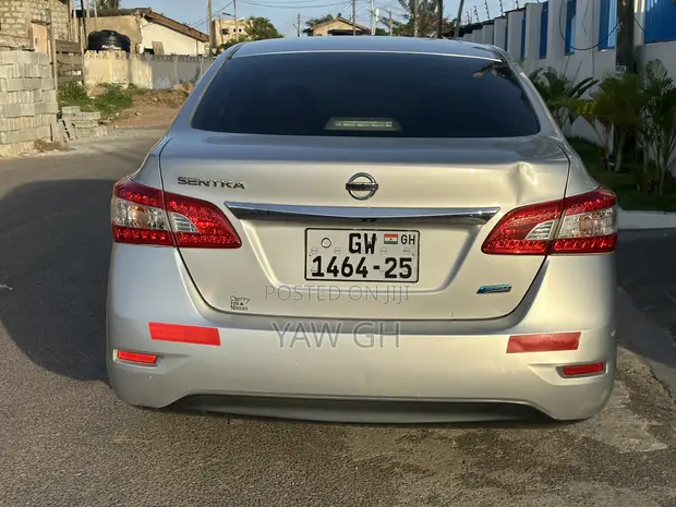 2015 Nissan Sentra SL Sedan (1.8L) - 1