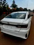 Toyota Yaris 2023 White - 3