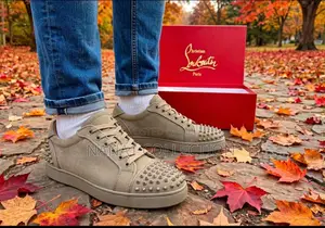 Christian Louboutin Louis Junior Spikes Low Top Sneakers