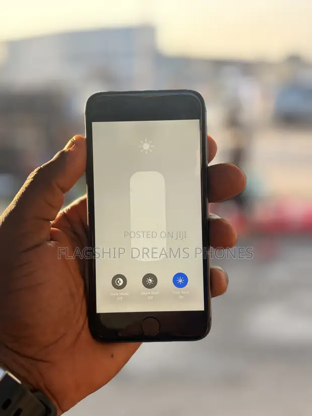 Apple iPhone 8 256GB Black - 1