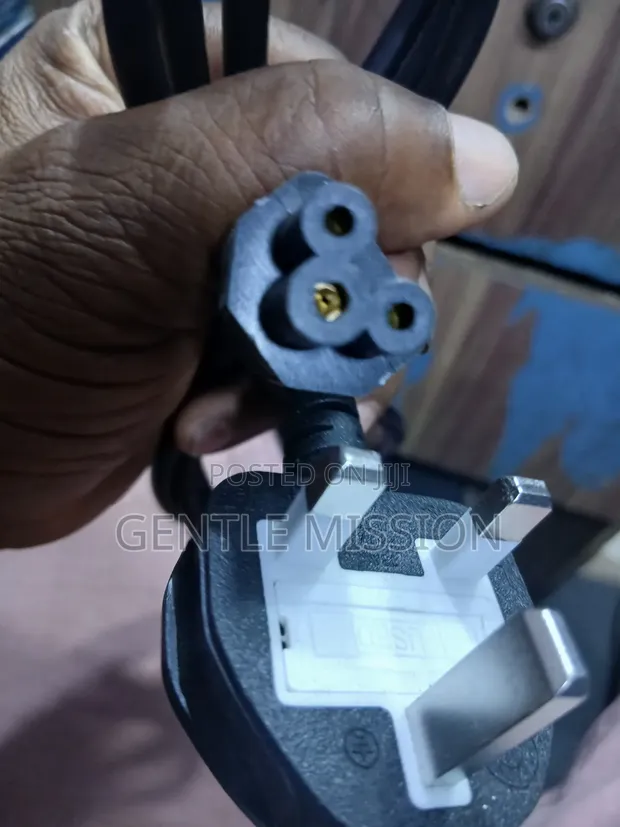 3-Pin Fuse Cable for Laptop Adapters - 1