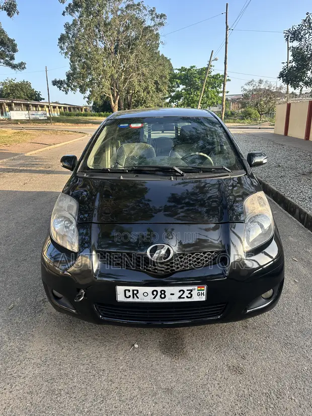 Toyota Vitz 2010 Black - 1
