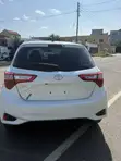 Toyota Vitz 1.3 FWD 5dr 2017 White - 1