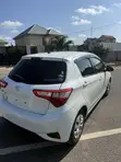 Toyota Vitz 1.3 FWD 5dr 2017 White - 2