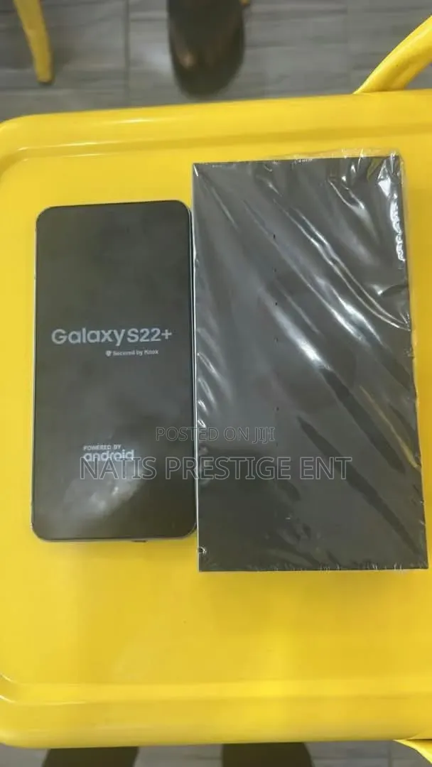 New Samsung Galaxy S22+ 5G 256GB Black - 1