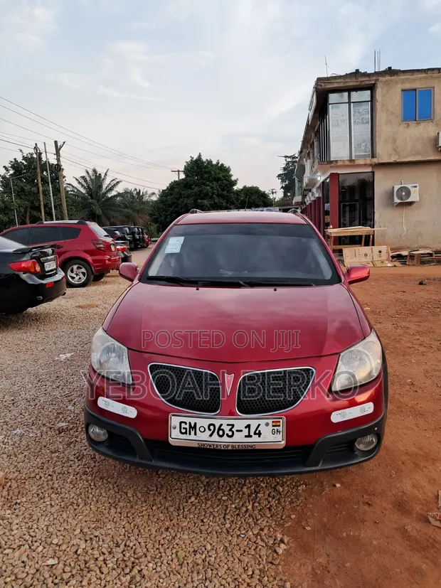 Pontiac Vibe 2009 Red - 1