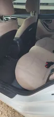 2016 Hyundai Elantra SE Sedan FWD - 2