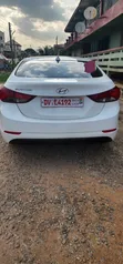 2016 Hyundai Elantra SE Sedan FWD - 5