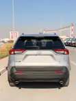 Toyota RAV4 LE 2021 Silver - 2