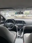 2017 Hyundai Elantra SE Sedan - 3