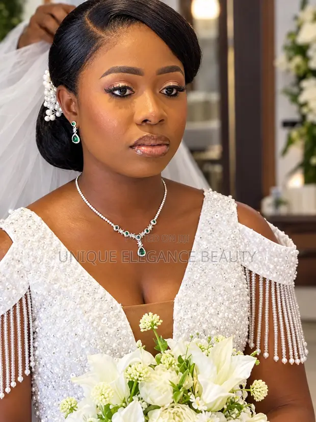 Bridal Makeup Artist - Unique Elegance - 1